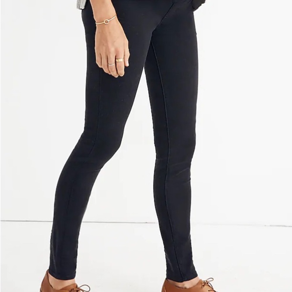 Madwell maternity over-the-belly skinny jeans size 27 in black sea